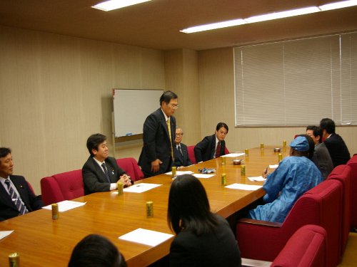 日本・ベナン友好議員連盟会長 竹本直一先生の挨拶